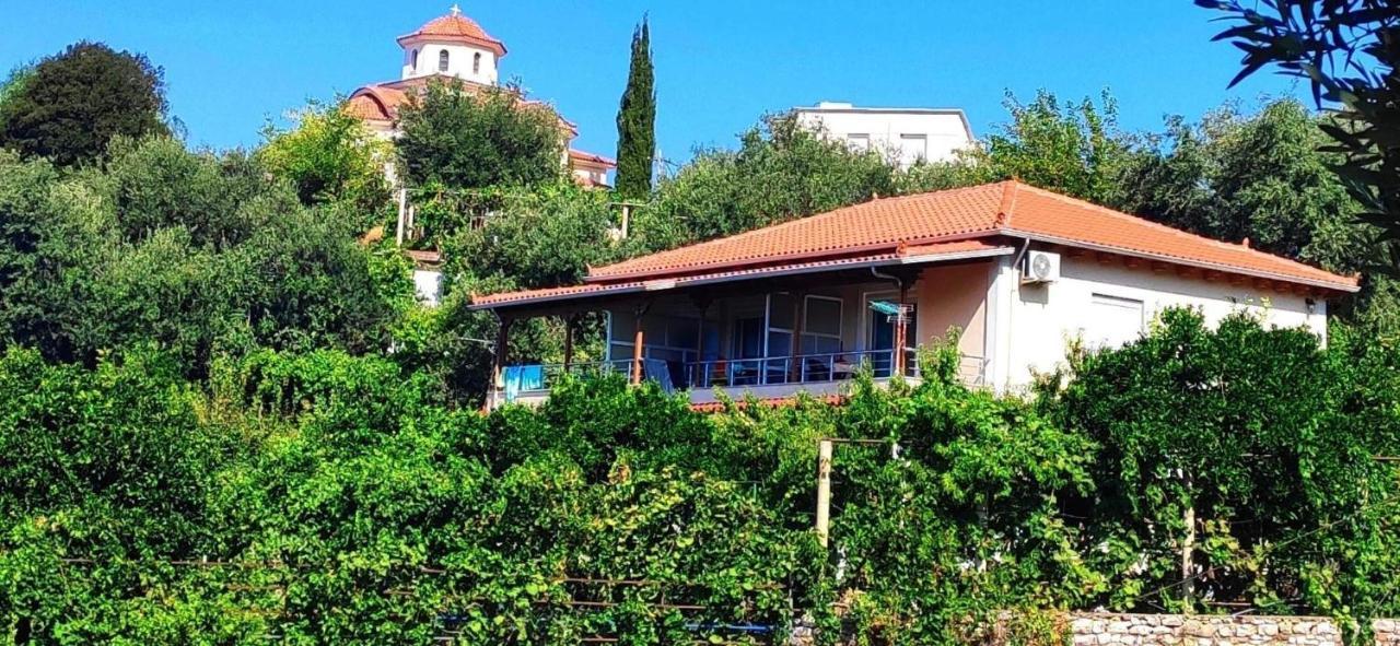 Vasil Rooms Lukove Exterior photo